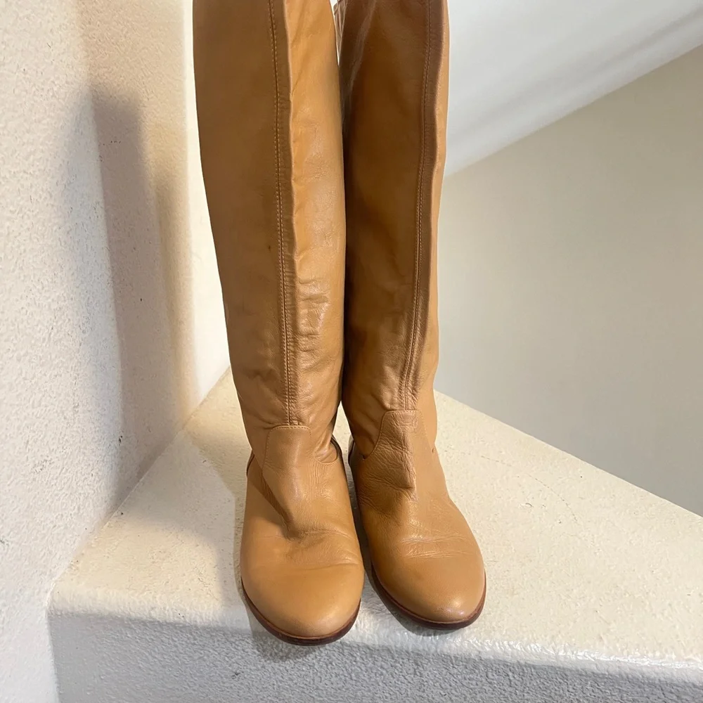 Banana Republic Tan Leather Knee-High‎ soft Boots women’s size 9.5 winter fall